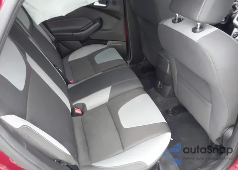 2014 Ford Focus Se from USA, damaged, VIN 1FADP3F24EL214797